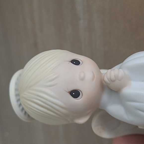 Vintage Precious Moments Figurine 1980 Isn't He Wonderfull? E-5640 - Picture 7 of 8